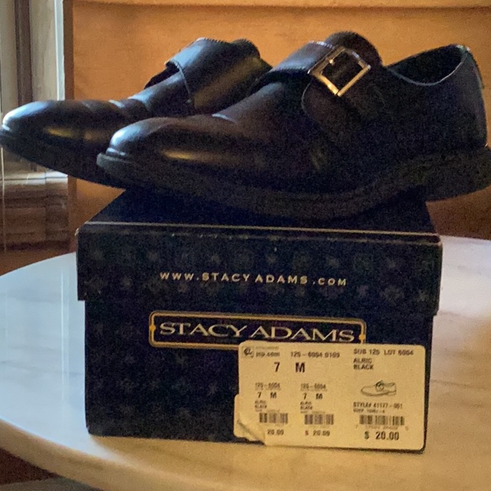 Boys Dress Shoes by Stacy Adams Size 7 Only Worn Once